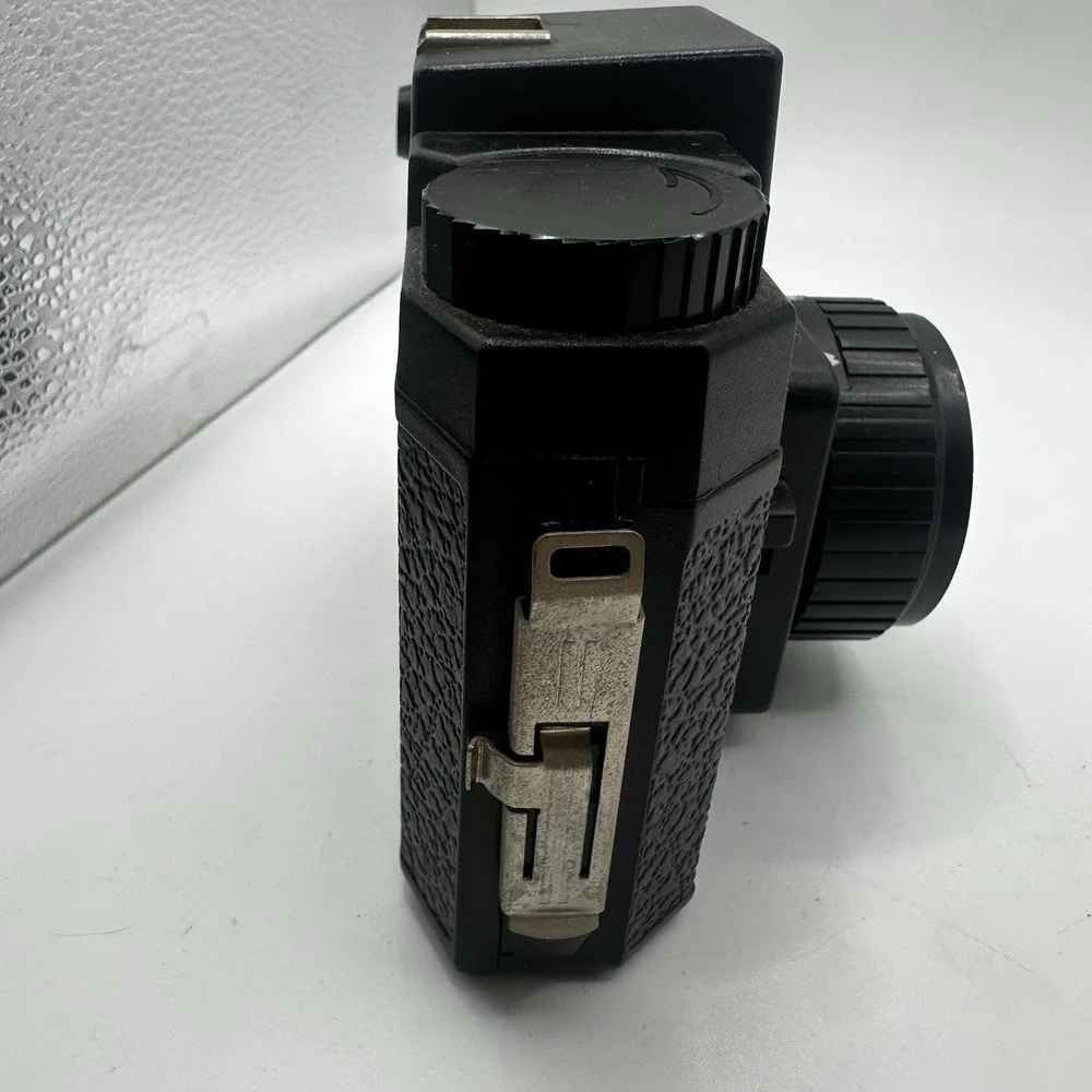 Holga 120N Medium Format 120mm Film Camera Black Optical Lens Fixed Focus 2006